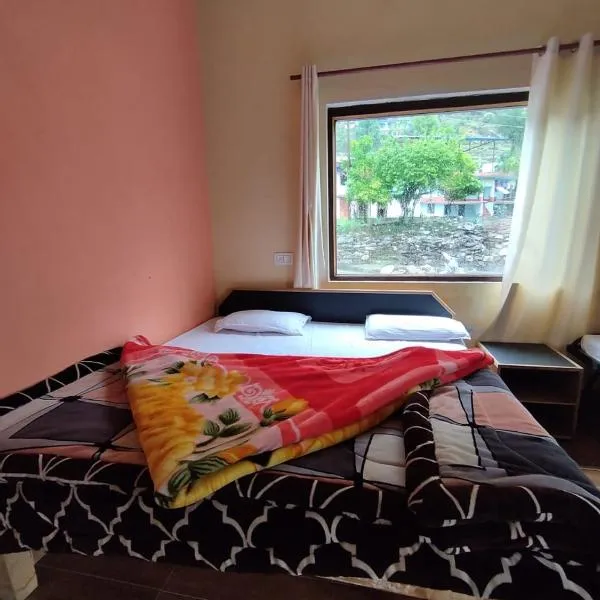 Shiva heights Trek and stay，位于Chopta的酒店