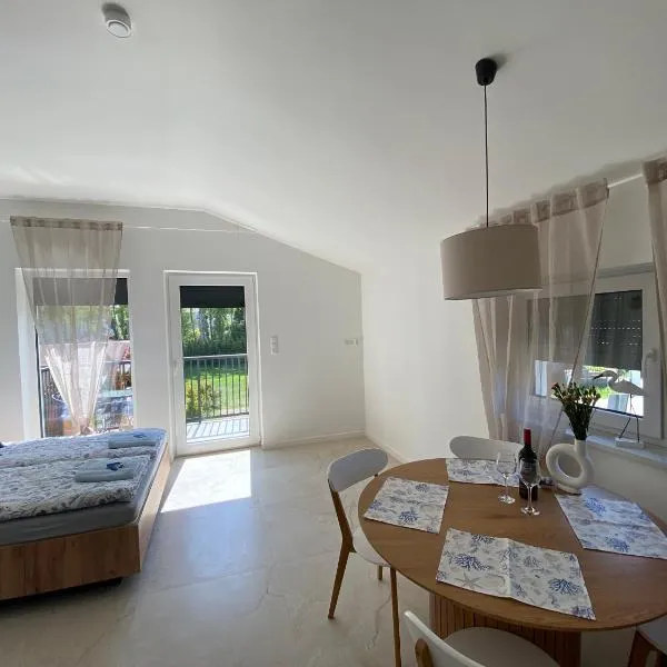 Baltic Inn，位于乌斯特卡的酒店