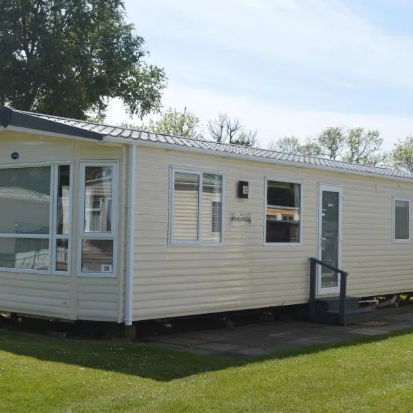 C5, The Old Mill Caravan Park, Brodie，位于Dyke的酒店