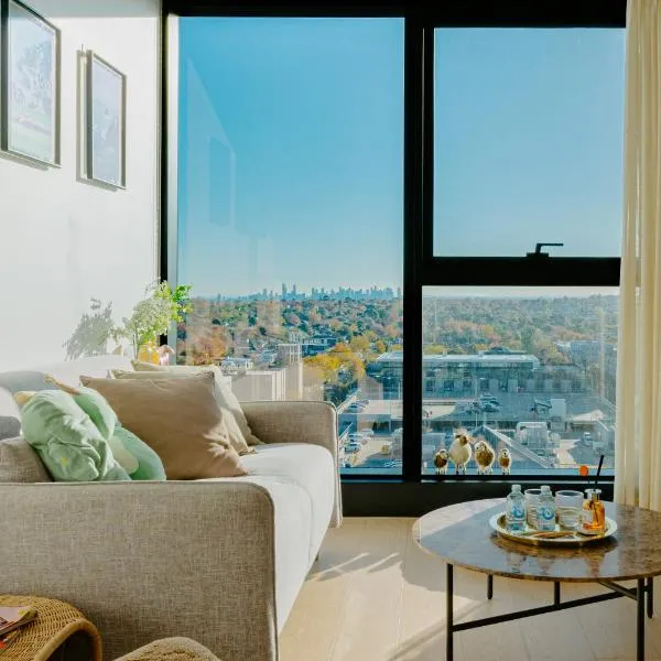 Skyone Lux 2Bed room Aprt in BoxHill with car park，位于博士山的酒店