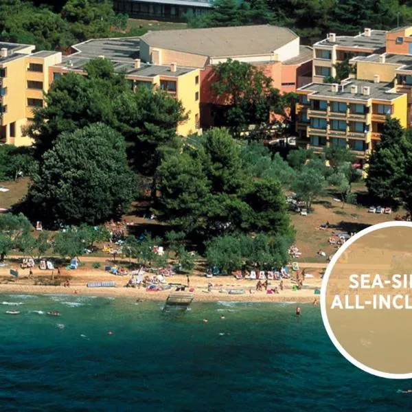 Hotel Donat - All Inclusive，位于扎达尔的酒店
