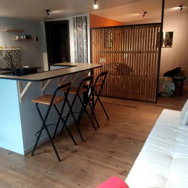 La Villa Saint Ghislain，位于Thivencelle的酒店