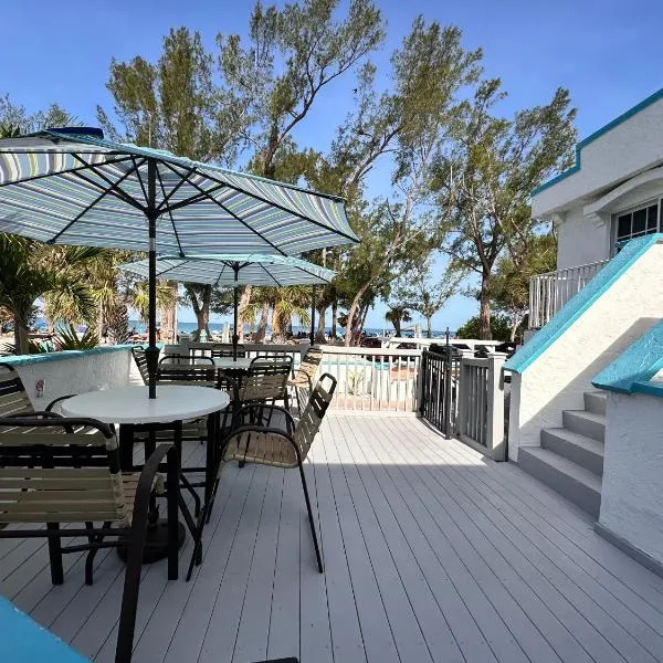 Alamanda Villas on Holmes Beach，位于霍姆斯海滩的酒店