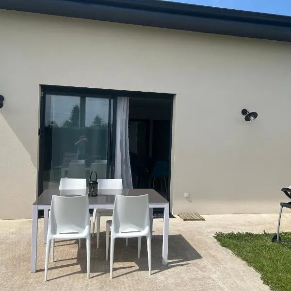 Ma casita à Villars Les Dombes，位于维拉尔雷东布的酒店