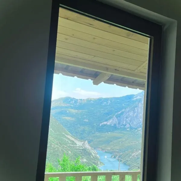 Lekbibaj view，位于Tropojë的酒店