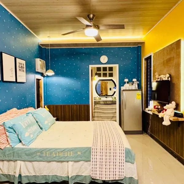 Bohol Seafront Villa Pasan Cove a resort homestay，位于Guindulman的酒店