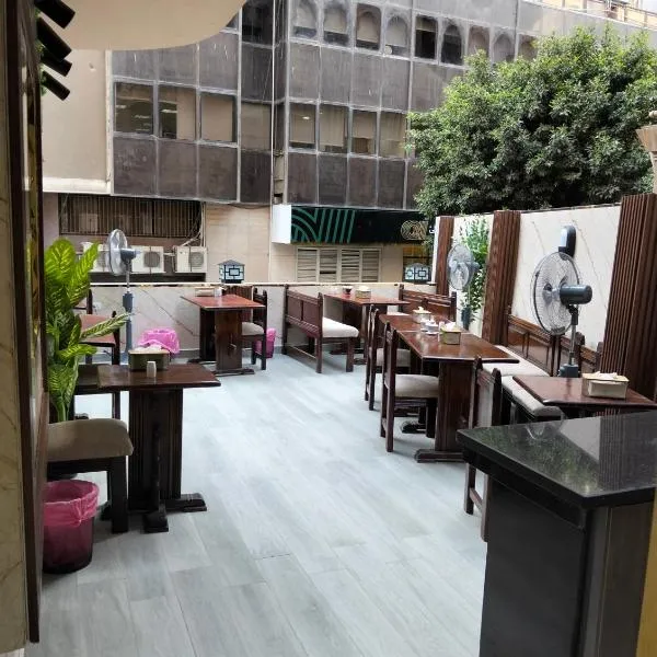 Triple garden view hotel，位于开罗的酒店