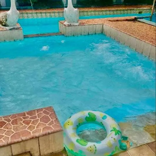 Vila Princess,Sentul 4bedroom dan,Private pool, Tenis meja, mini billiard, Karaoke, Ayunan,BBQ, 08satu3 80satu6 4satu5satu，位于茂物的酒店