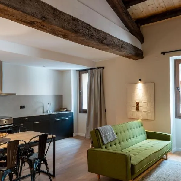 Apartaments Casa Maragall，位于圣胡安-德拉斯阿巴德萨斯的酒店