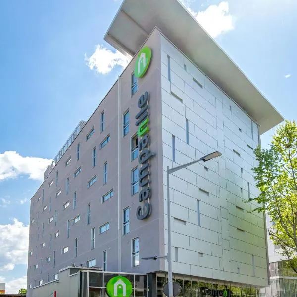 克莱蒙费朗市中心钟楼酒店，位于克莱蒙费朗的酒店