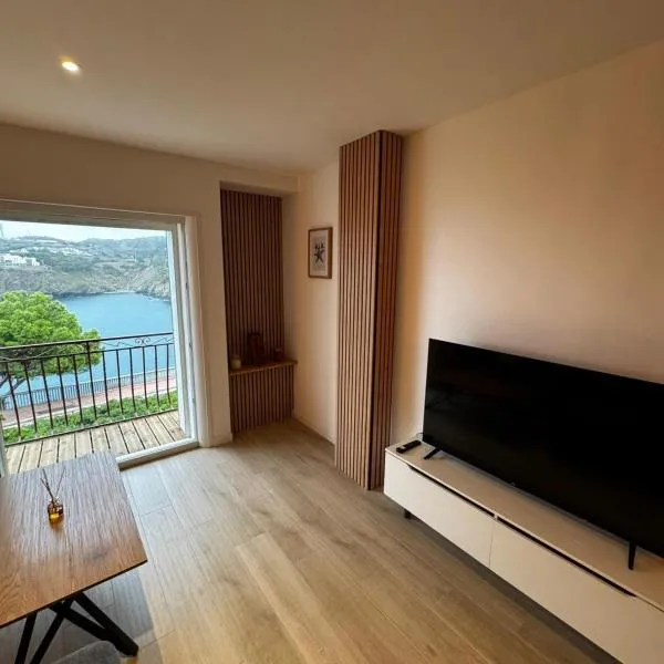Duplex with sea view，位于瑟贝里的酒店