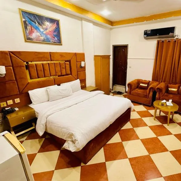 Fiesta Inn Hotel & Resorts Multan，位于木尔坦的酒店