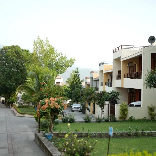 Atreya Boutique Cottage Serene Villa Near Ram Jhula，位于瑞诗凯诗的酒店