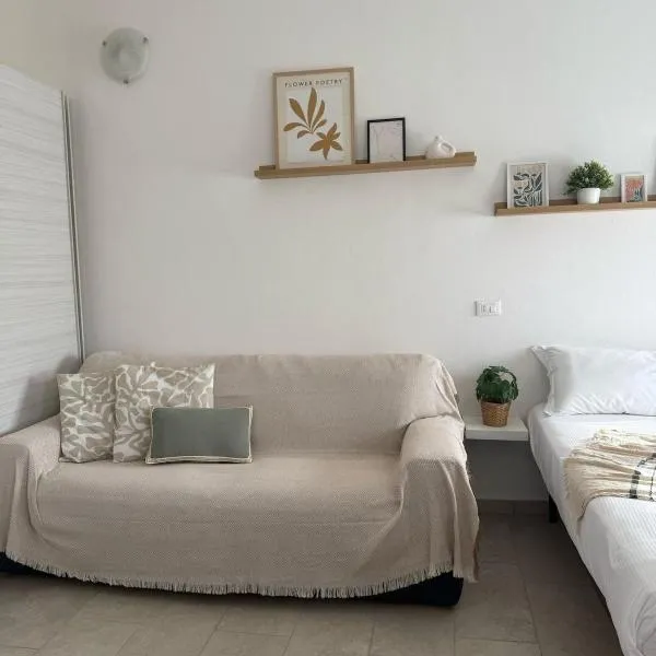 A due passi dal mare - OpenSpace,位于加里波第港的酒店