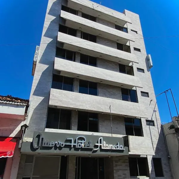 Nuevo Hotel Alameda de Uruapan，位于乌鲁阿潘的酒店