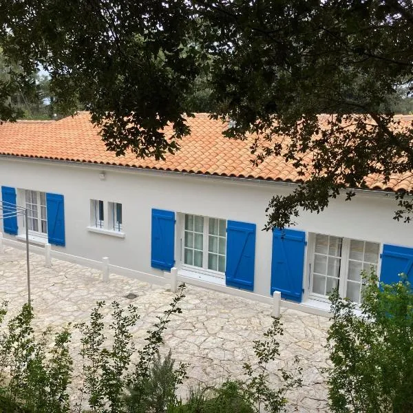 Maison 100 m2 plein pied pour 6 personnes 300 m de la plage，位于Chaucre的酒店