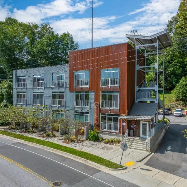 River Row Suites，位于阿什维尔的酒店