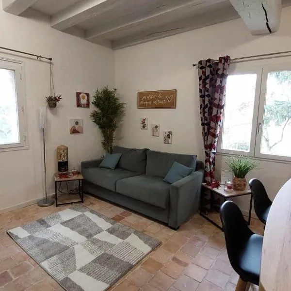 Gîte Elendil - Esprit Champêtre，位于Chambon的酒店
