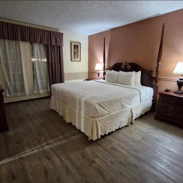 Royal Suites Baton Rouge near LSU and Airport，位于巴吞鲁日的酒店
