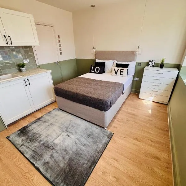 Luxury standard flats in Central London, ideal for tourists，位于Northolt的酒店