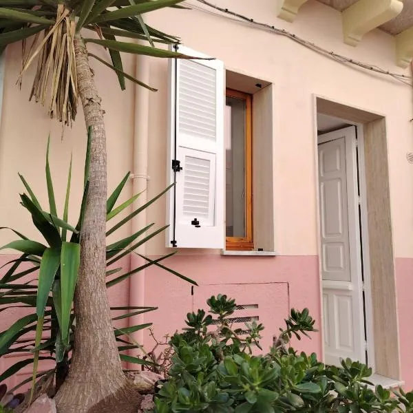 Casa Polixeni - Da e Nònne，位于卡洛福泰的酒店