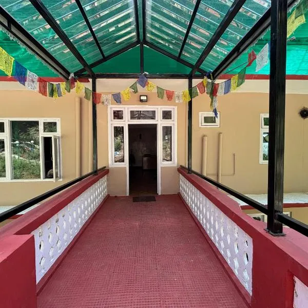 Royal Resort Kalpa，位于卡尔帕的酒店