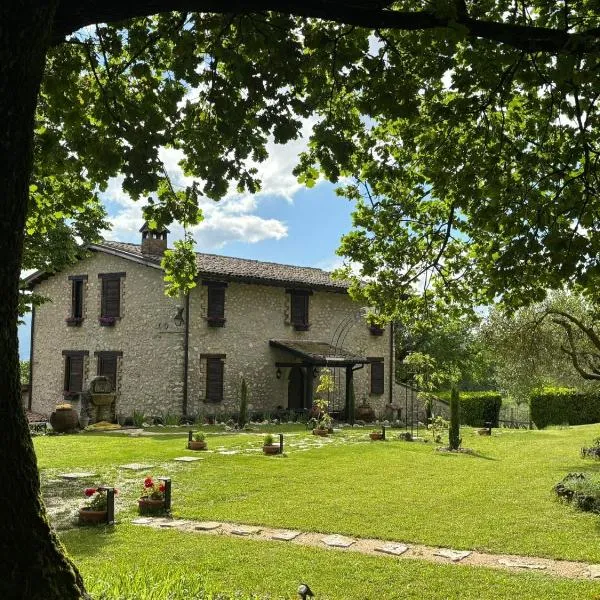Casale La Quercia，位于Poggio Bustone的酒店