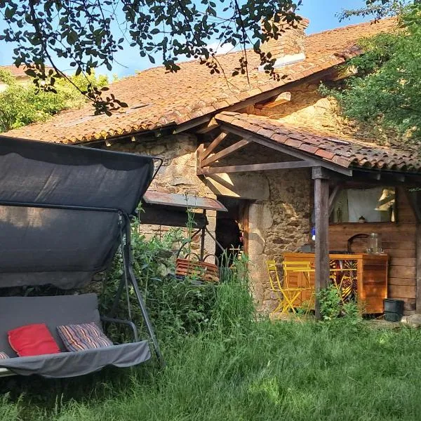 Chambre insolite，位于Saint-Mathieu的酒店