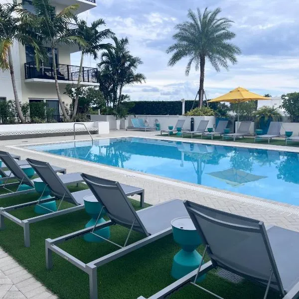 Master Bedroom In CALLE OCHO，位于迈阿密的酒店