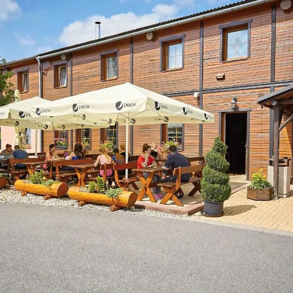Resort Ohrada，位于Vísky的酒店