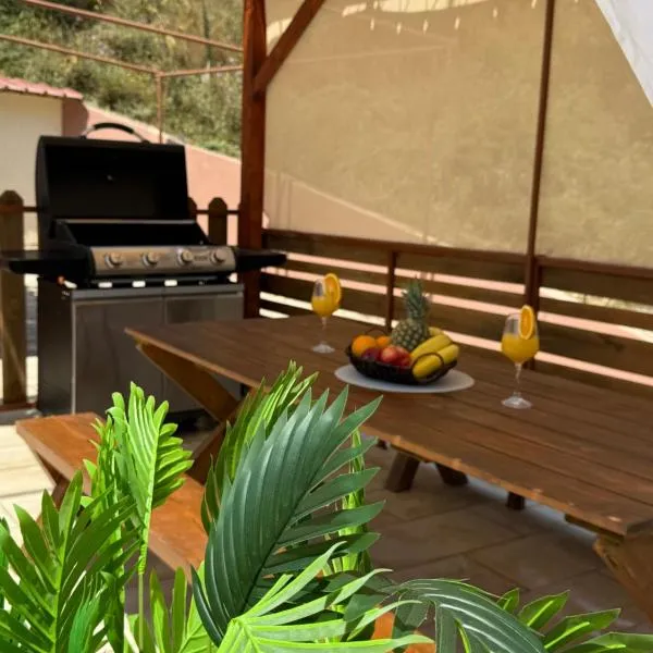 Divino Appartment，位于阿利卡纳斯的酒店