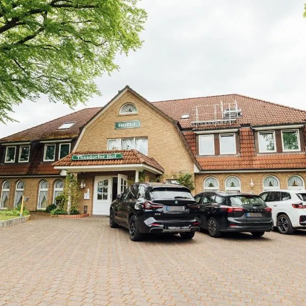 Hotel Thesdorfer Hof，位于平讷贝格的酒店
