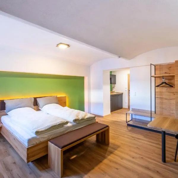 8Rooms - Altstadthotel，位于蒂申罗伊特的酒店