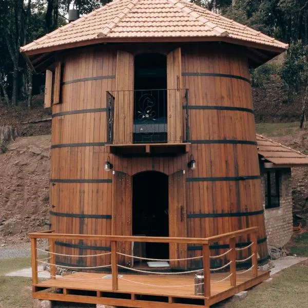 Villa montebello Pousada Tanoeiro，位于Monte Belo的酒店