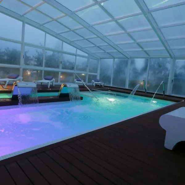 康格苏Spa酒店，位于Teo的酒店