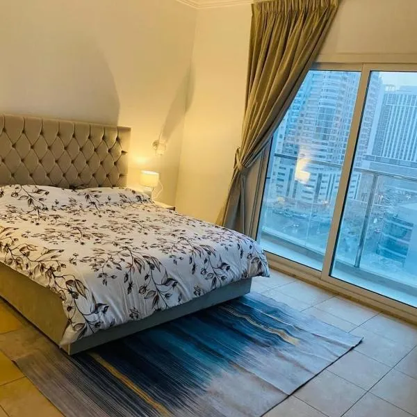 Luxury 2-Bedroom Apartment with Balcony，位于沙迦的酒店