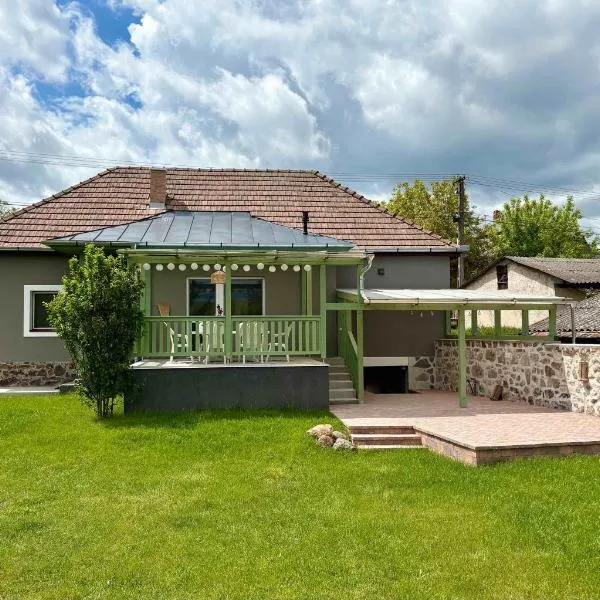 Három Piszke Vendégház，位于Mátraszőlős的酒店