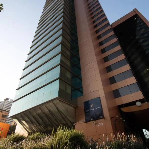 Boulevard Suites Ferrat，位于圣地亚哥的酒店
