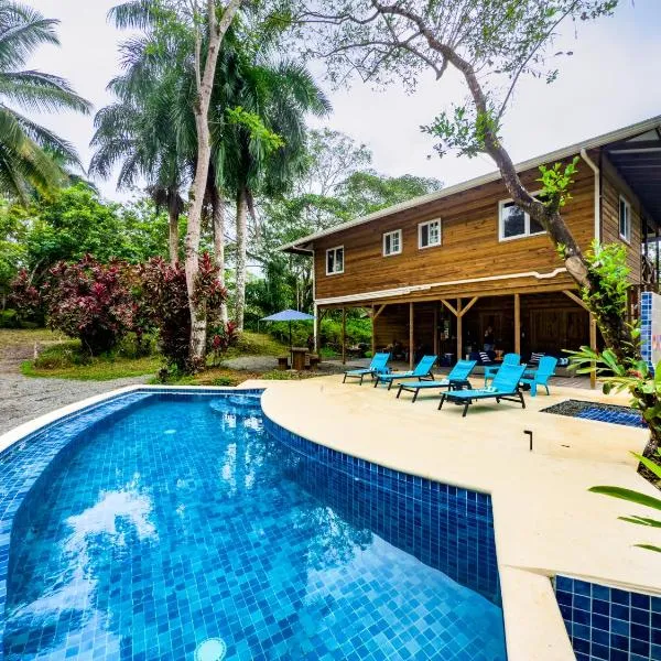 Toucan Hill Lodge，位于博卡斯德尔托罗的酒店