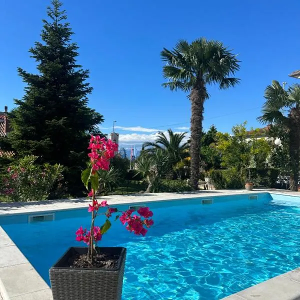 Holiday House Serenity，位于马林斯卡的酒店