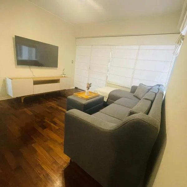 Remodeled apartment in Miraflores for 7，位于利马的酒店