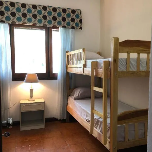 Frida Hostel，位于恩卡纳西翁的酒店
