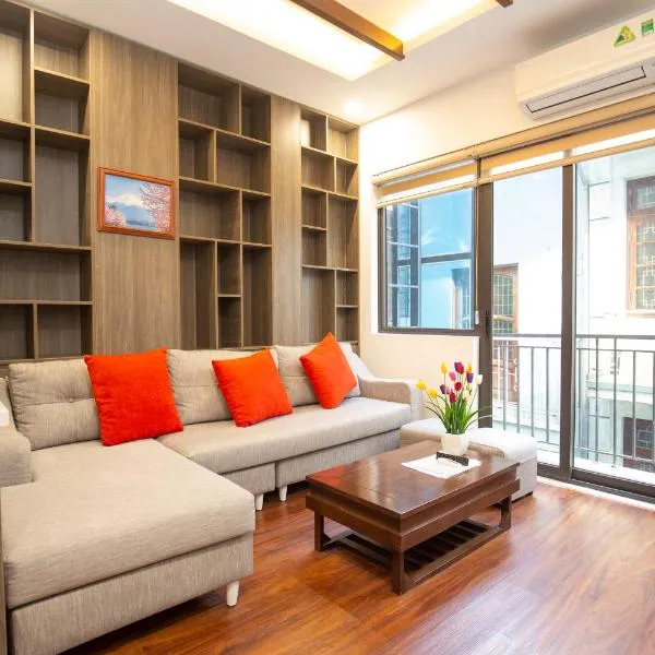 Sumitomo Apartment - Linh Lang street，位于河内的酒店