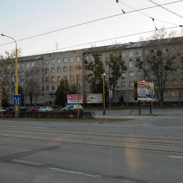 ŠD Urbánkova 2，位于Sokoľ的酒店