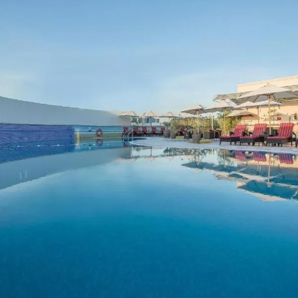 Dancenter Luxury Holiday International Dubai，位于迪拜的酒店