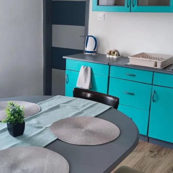 Kossuth Apartman，位于Hidasnémeti的酒店