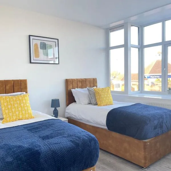 1 Bedroom Apartment - Flitwick - Contractor Friendly - Tourist Ready - Full Kitchen - WiFi - Smart TV - Sofa Bed - FREE Parking - Ideal for Short or Long Stays，位于弗特威克的酒店