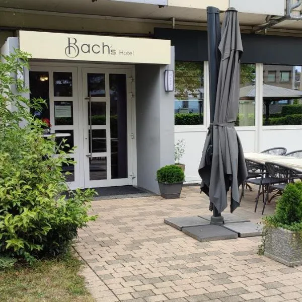 Bach's Restaurant Bar Hotel，位于埃尔克拉特的酒店