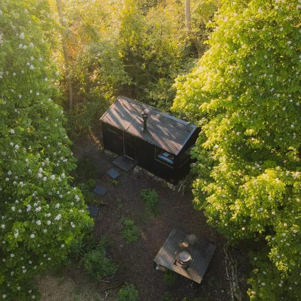 Samsu Cabins，位于韦斯特米斯的酒店