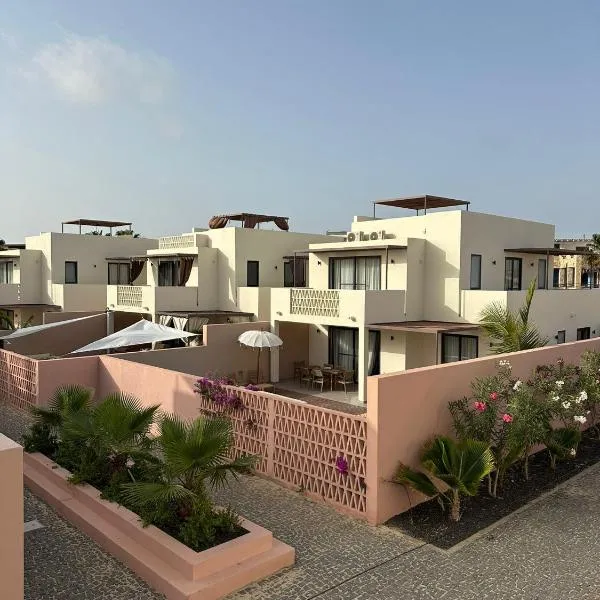 Vila Cristina Alojamento, Praia Estoril, Boa Vista，位于萨尔雷的酒店